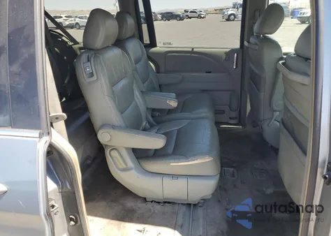 2006 Honda Odyssey Touring z USA, uszkodzony, nr VIN 5FNRL38806B073650